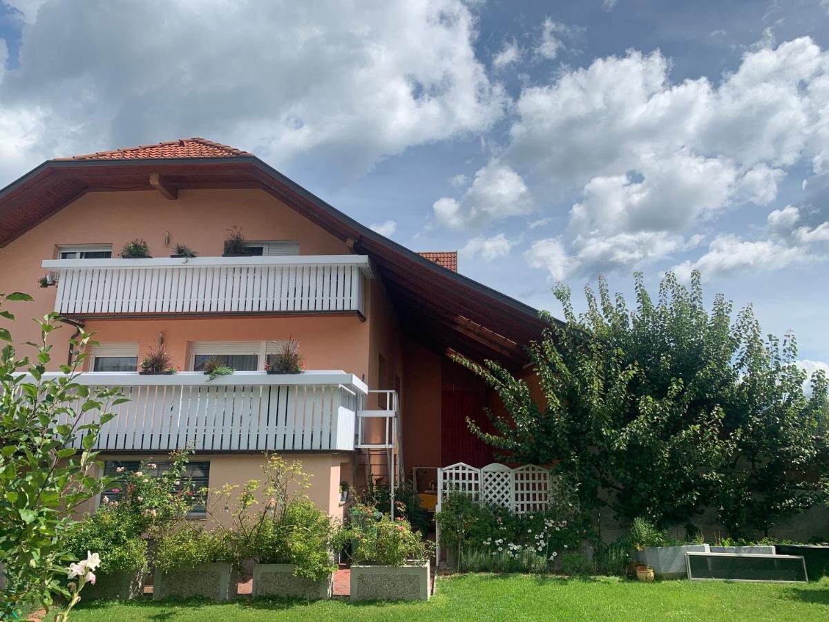 Apartma Metka Мойстрана Екстер'єр фото