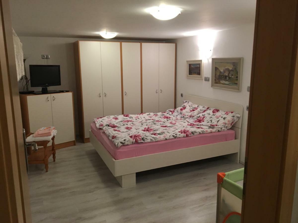 Apartma Metka Мойстрана Екстер'єр фото
